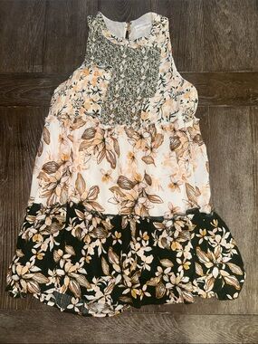 Coco + Jaimeson Floral dress - Cream & Green Women’s Small